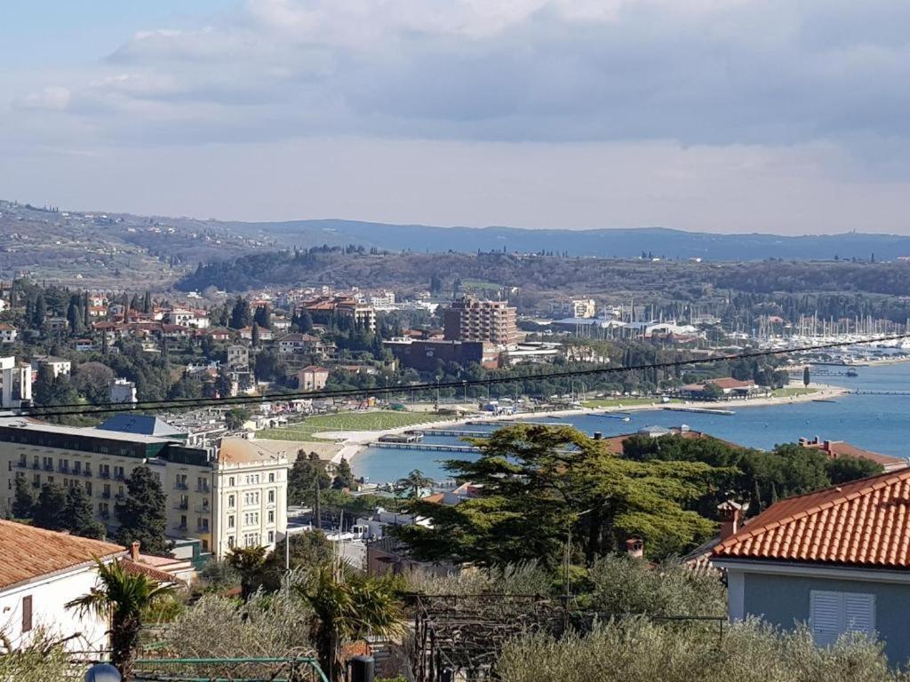 Panoramic View Near The Beach In Portotoz+P Lägenhet Portorož Exteriör bild